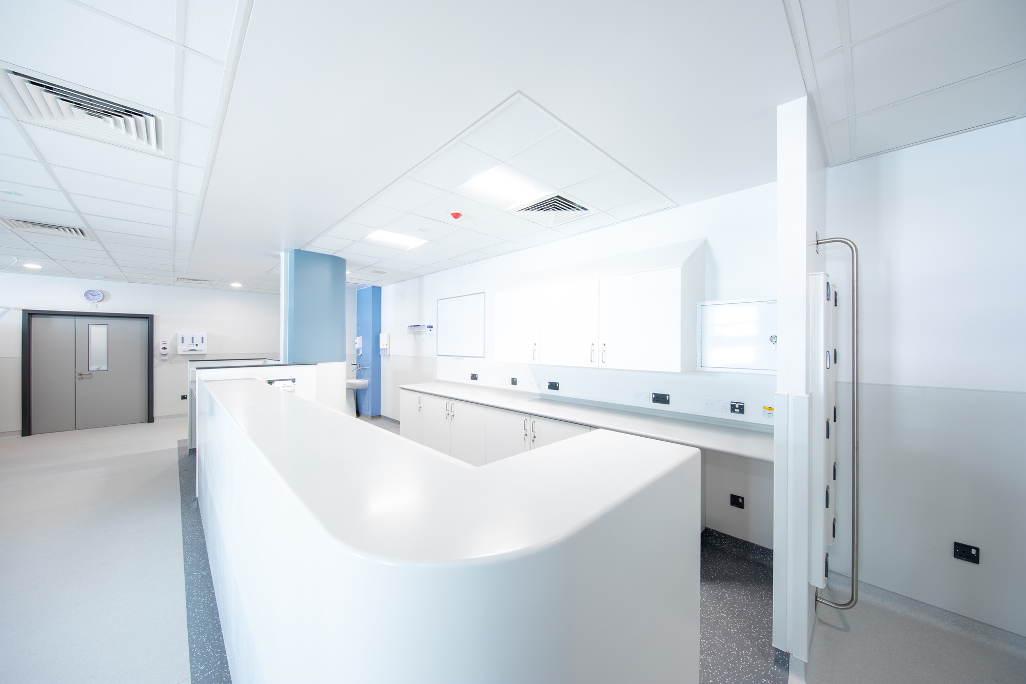 Warden Construction, new operating theatres, Whiston Hospital