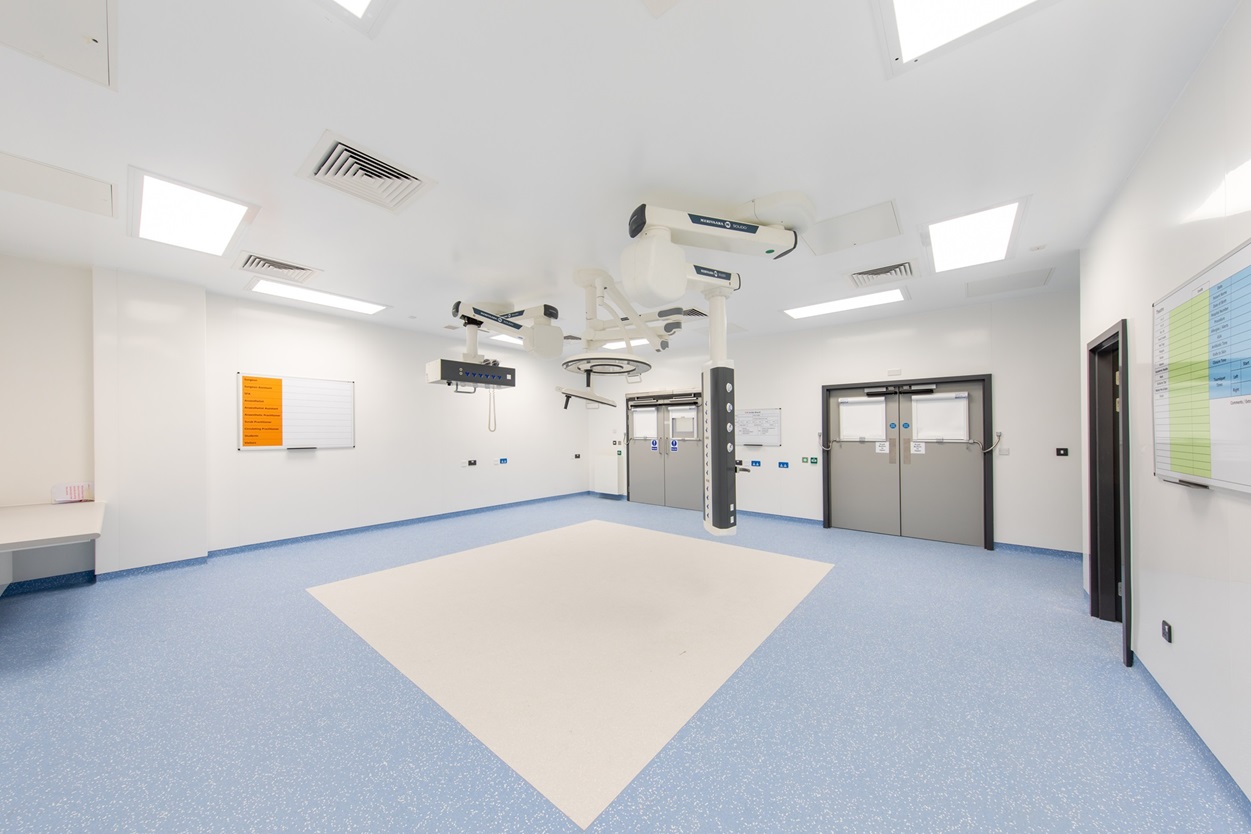 Whiston Hospital, warden construction